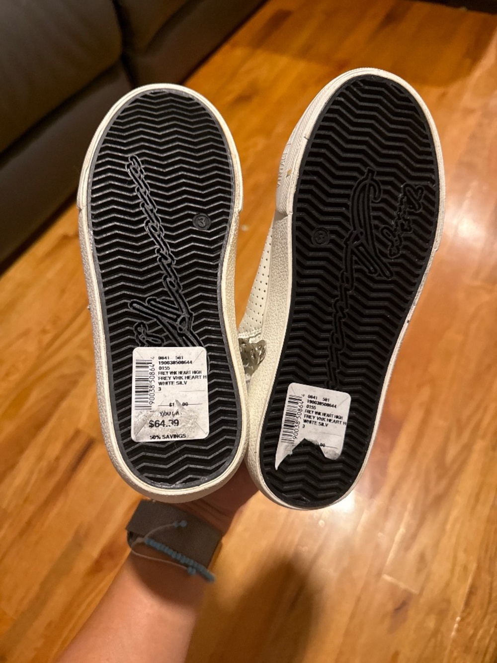 Brand New trendy Vintage Havana Girls Size 3 sneakers